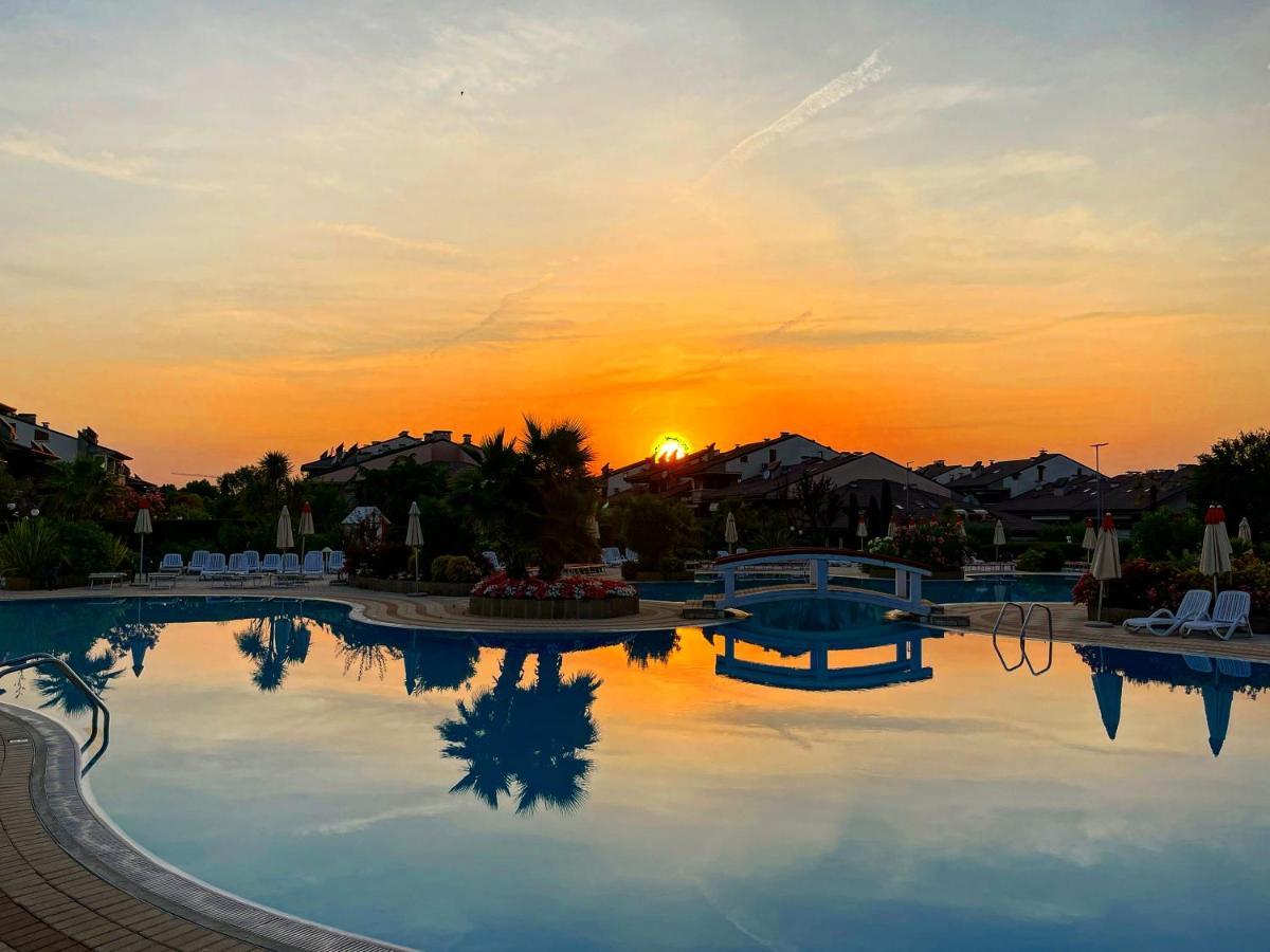 Green Apartment And Pools Desenzano del Garda Eksteriør billede